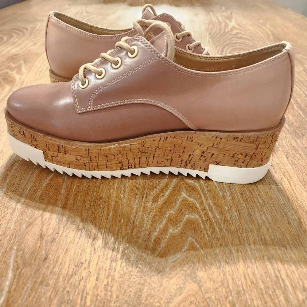 ALDO Weralia Platform Lace Shoes‎ Tan Women's Size 7.5